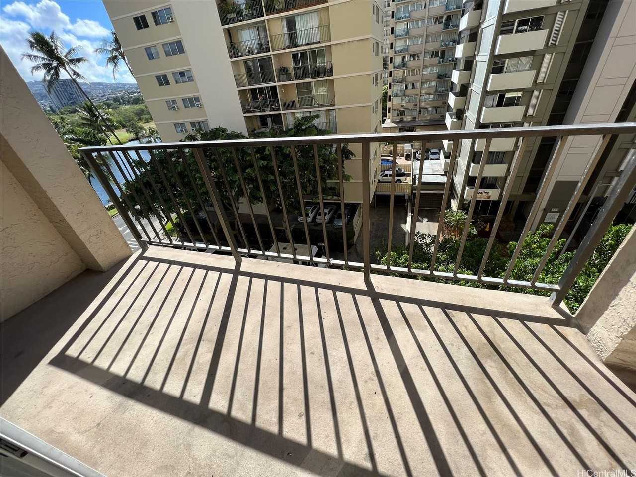 2345 Ala Wai Blvd #809 - Photo 7 of 11