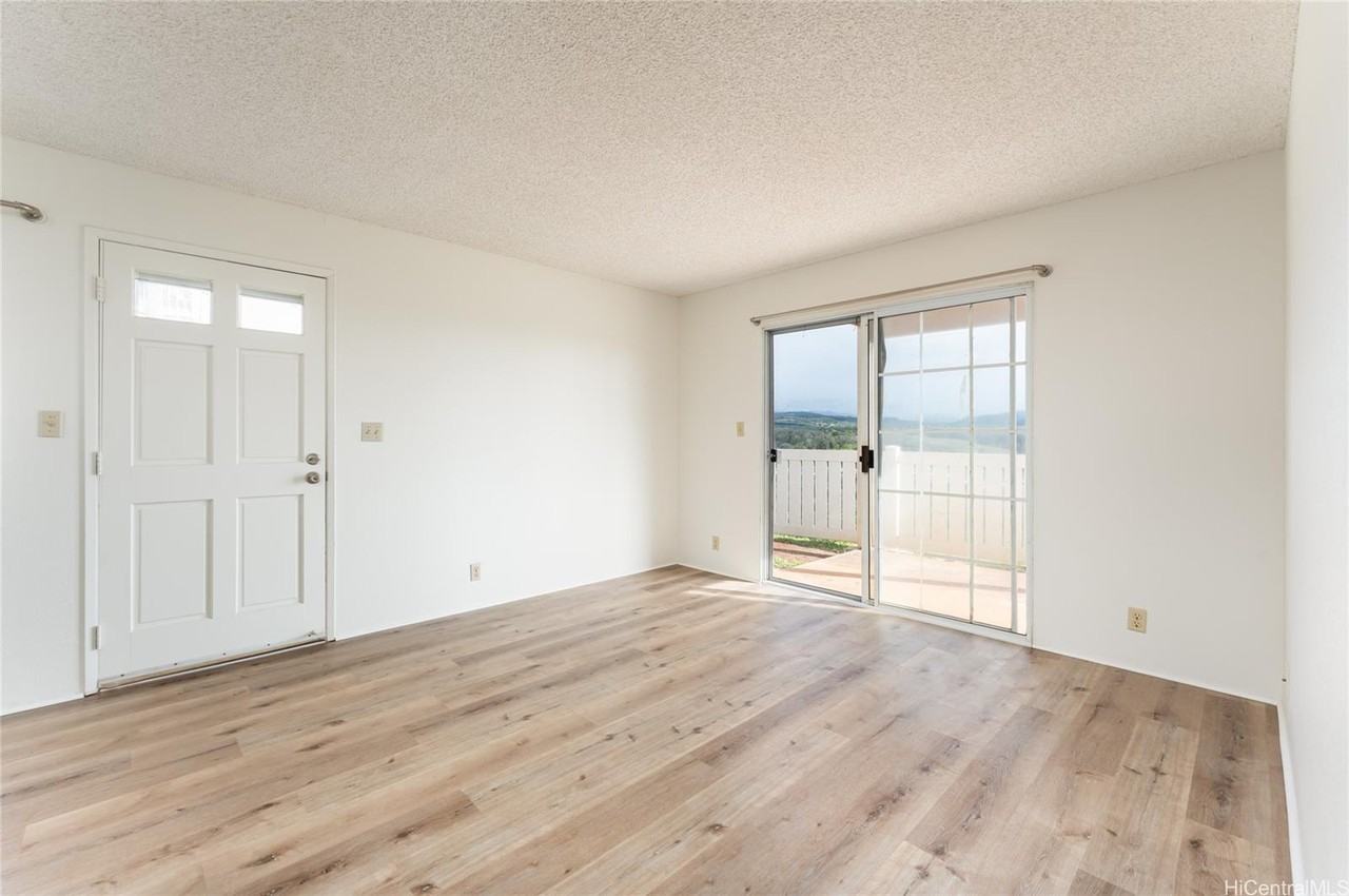 94-105 Luluka Pl #J106 - Photo 5 of 24