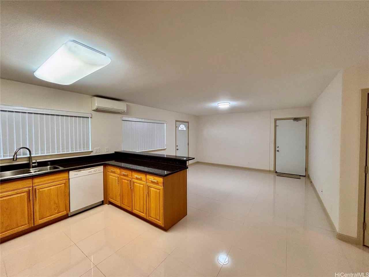 3450 Pahoa Ave - Photo 2 of 15