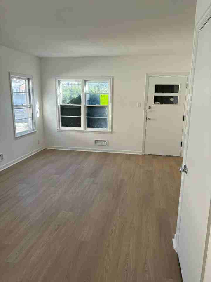 6634 Harrison Ave - Photo 3 of 10