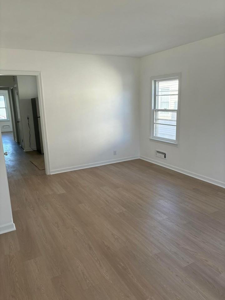 6634 Harrison Ave - Photo 4 of 10