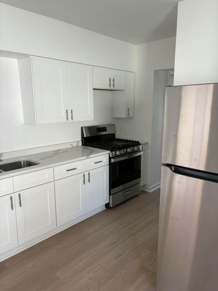 6634 Harrison Ave - Photo 5 of 10