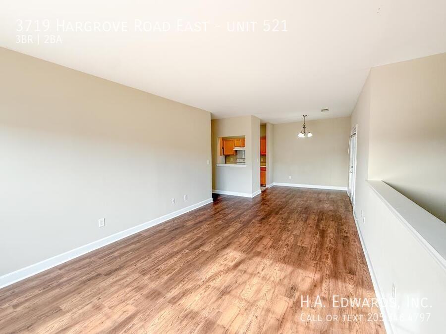 3719 Hargrove Rd E #521 - Photo 5 of 15