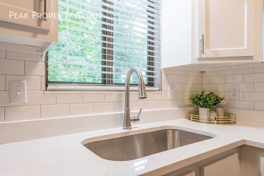 3100 Griggsview Ct #3100 - Photo 6 of 15