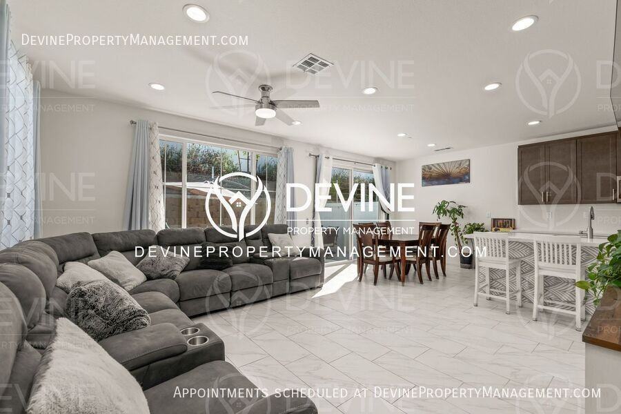 7609 Sage Ct - Photo 4 of 41