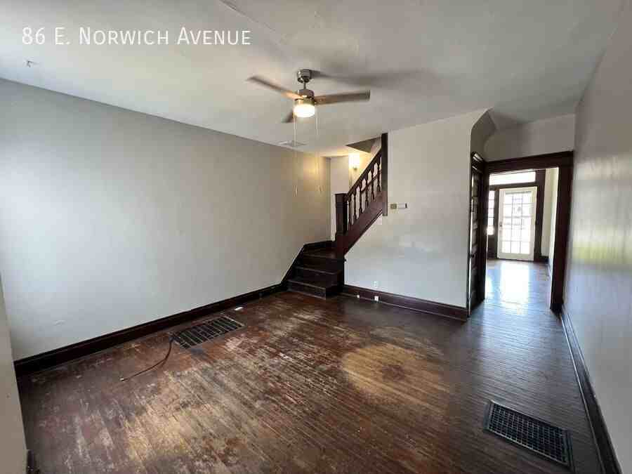 86 E Norwich Ave - Photo 7 of 25