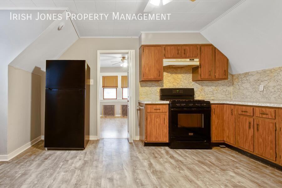 194 Central Ave - Photo 2 of 15