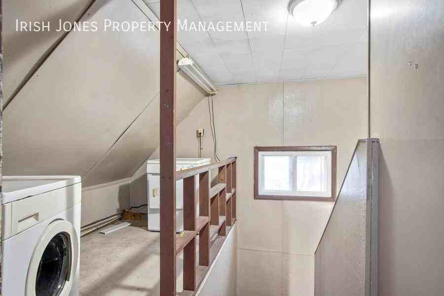 194 Central Ave - Photo 4 of 15