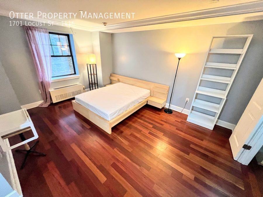 1701 Locust St #1416 - Photo 3 of 19