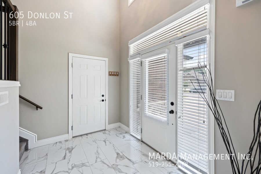 605 Donlon St - Photo 2 of 50