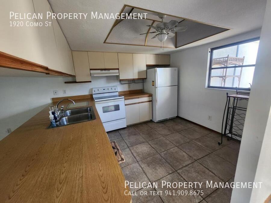 1920 Como St - Photo 5 of 24