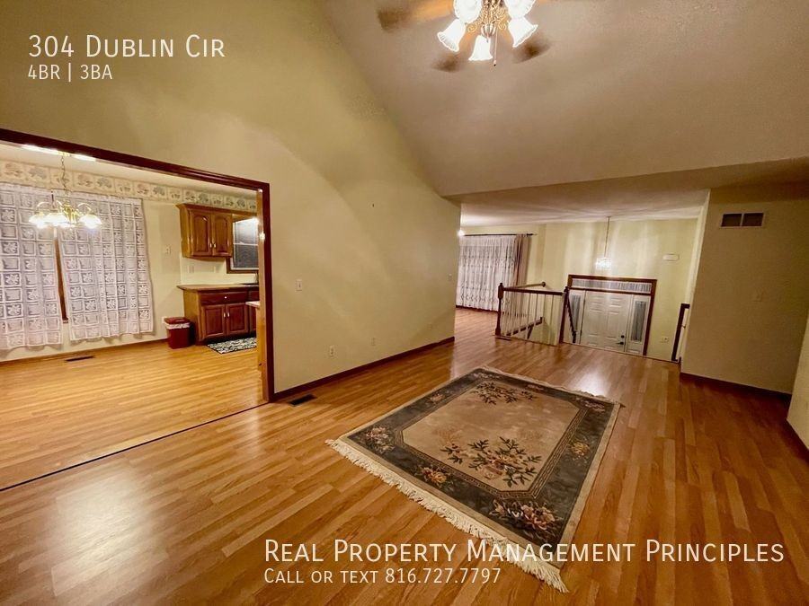 304 Dublin Cir - Photo 3 of 23