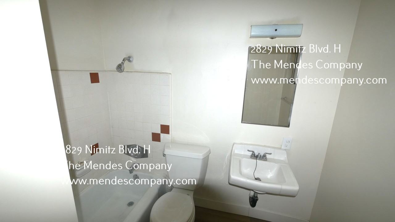 2829 Nimitz Blvd #H - Photo 5 of 5