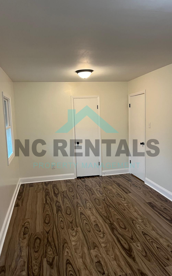 1036 Brower Rd - Photo 3 of 24