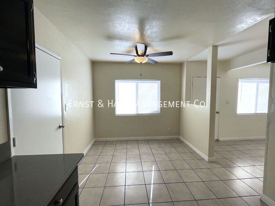 7259 Jackson St - Photo 5 of 12