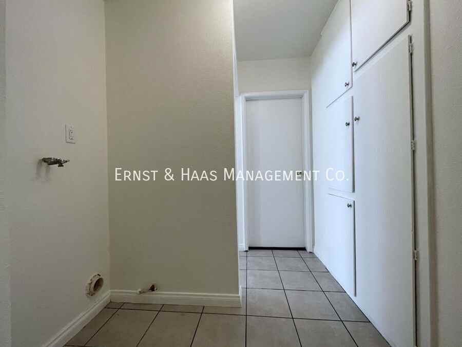 7259 Jackson St - Photo 7 of 12