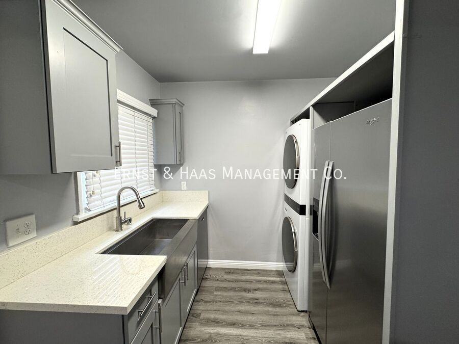 1119 Saint Louis Ave #01 - Photo 3 of 10