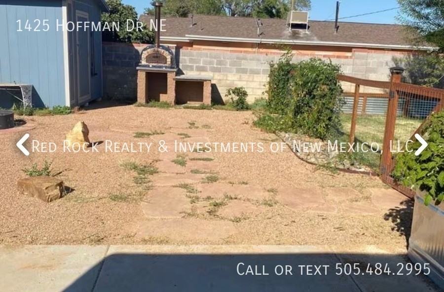 1425 Hoffman Dr Ne - Photo 7 of 10