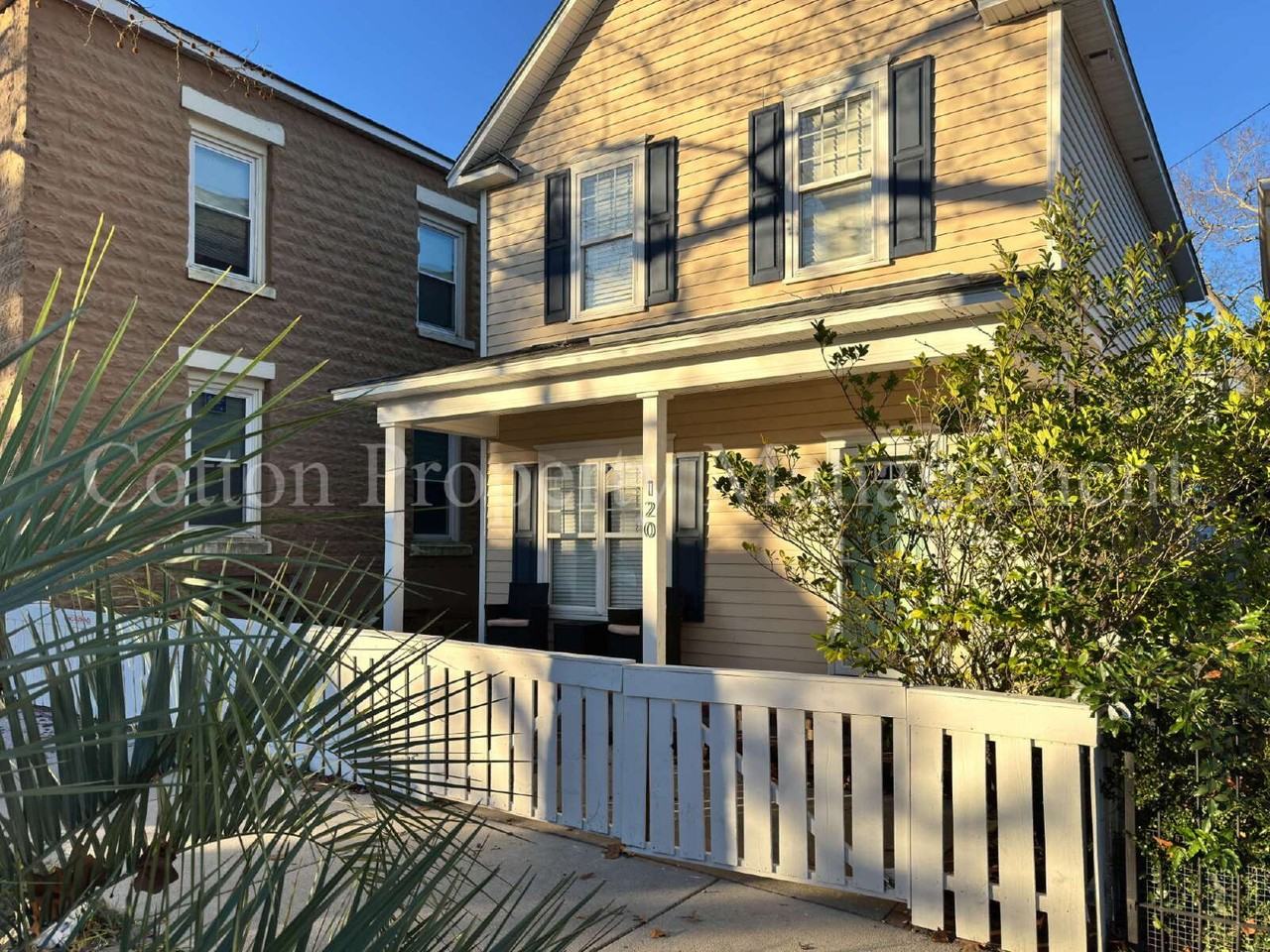 120 S 9th St - Photo 4 of 38