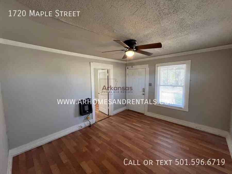 1720 Maple St - Photo 2 of 10