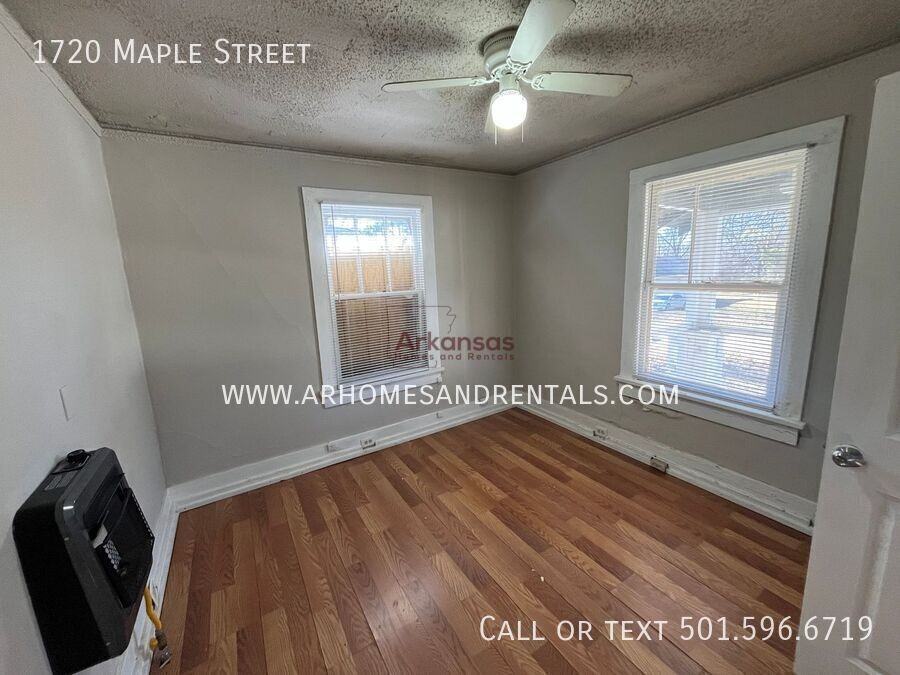 1720 Maple St - Photo 7 of 10