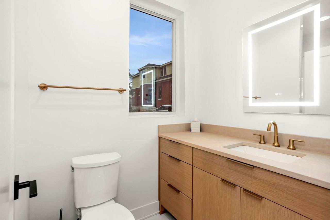 1400 Arthur Ave #6 - Photo 7 of 45