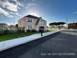 featured image of 1540 Nw 39th St #4