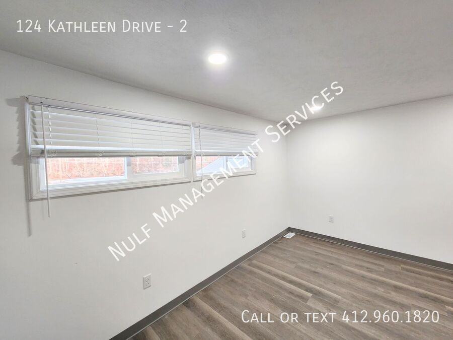 KATHLEEN & #2 - Photo 5 of 7