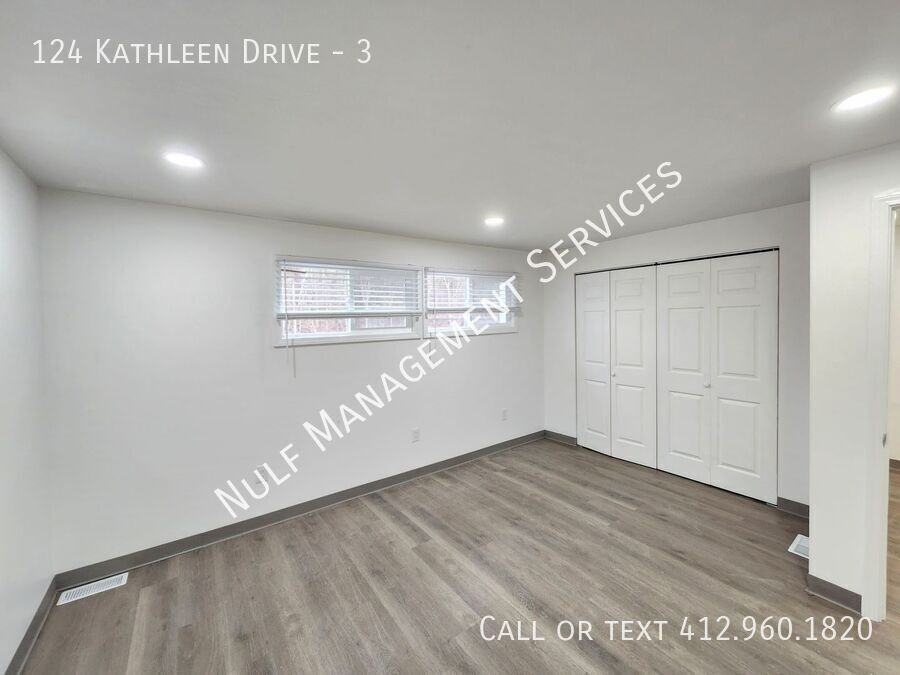 KATHLEEN & #3 - Photo 5 of 7