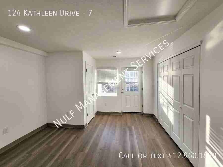 KATHLEEN & #7 - Photo 5 of 7