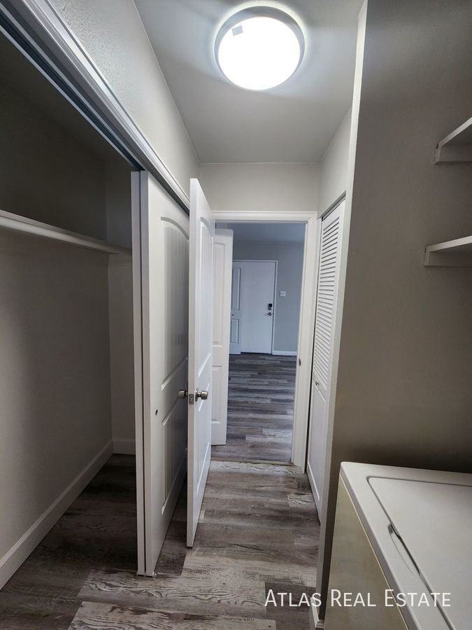 327 May Dr - Photo 4 of 9