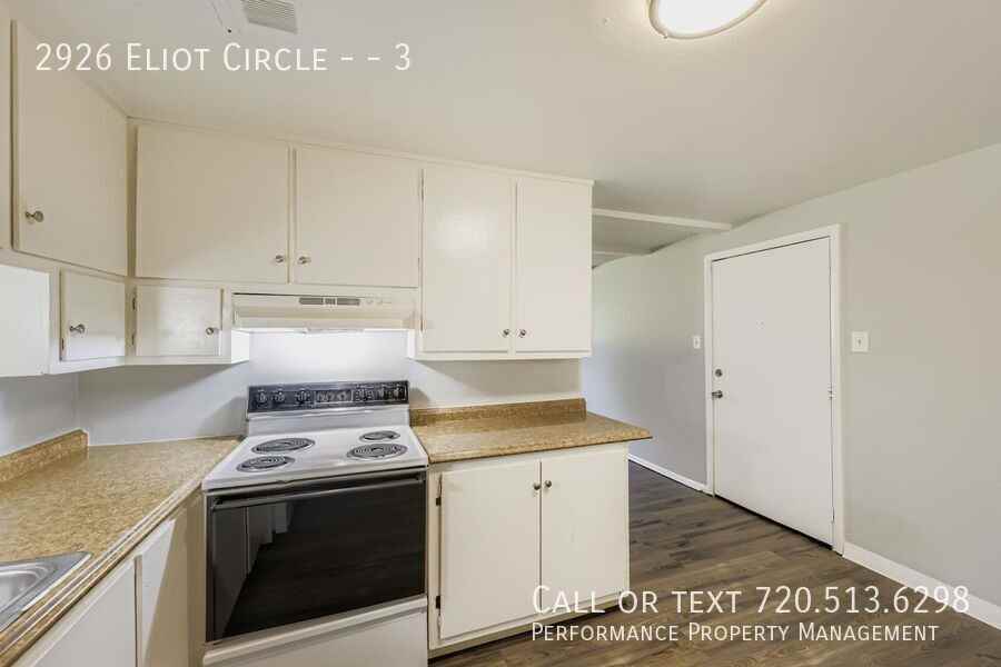 2926 Eliot Cir #3 - Photo 6 of 15