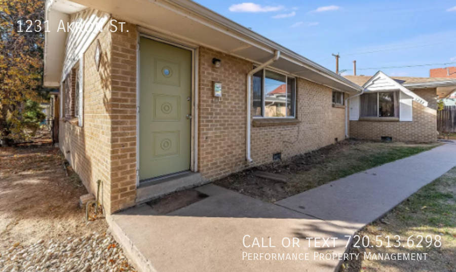 1231 Akron St - Photo 2 of 19