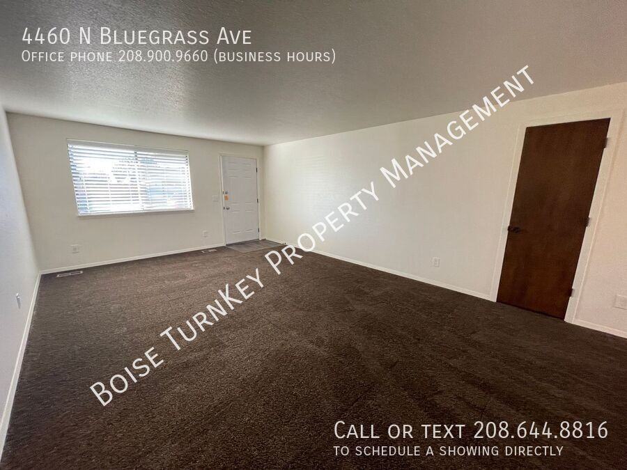 4460 N Bluegrass Ave - Photo 7 of 32