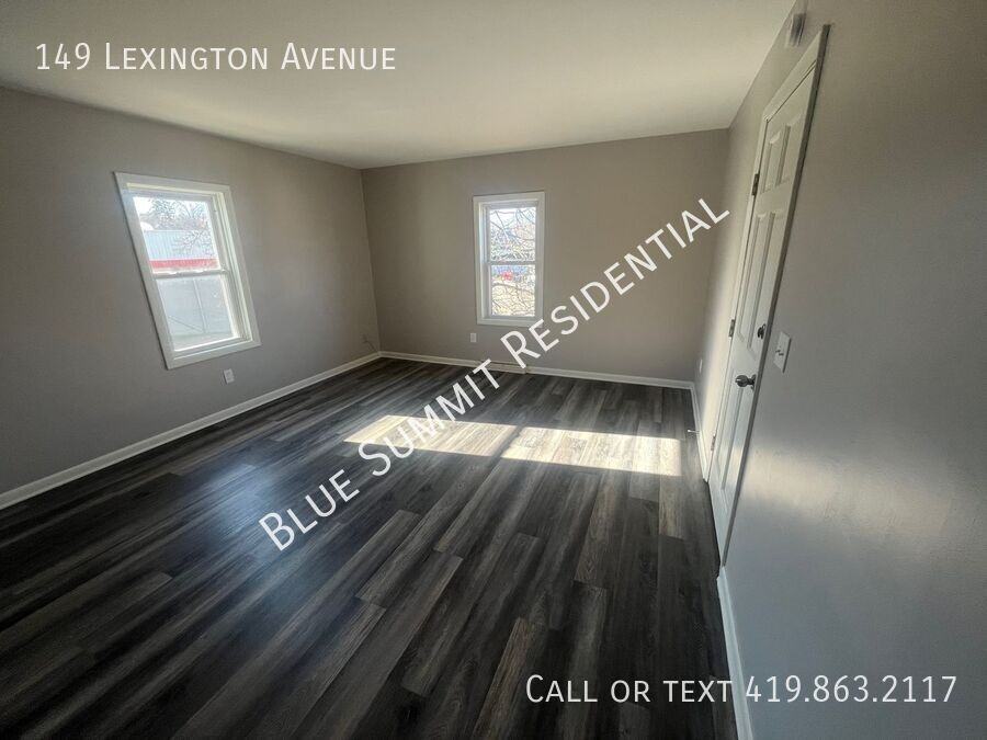 149 Lexington Ave - Photo 7 of 10