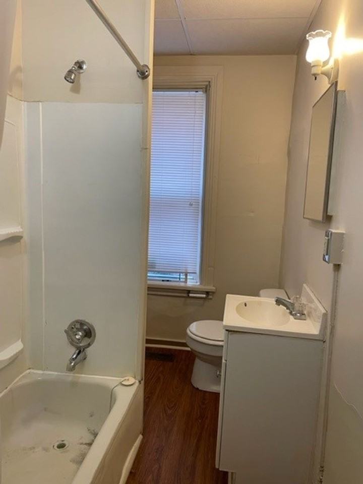 1720 State St #1 - Photo 7 of 10