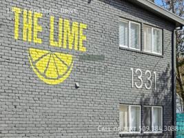 featured image of 1331 Goethals Dr Apt 6 #Apt 6