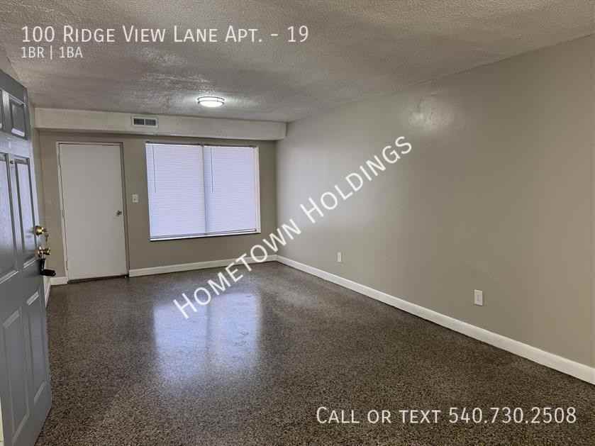 100 Ridgeview Ln #19 - Photo 3 of 6