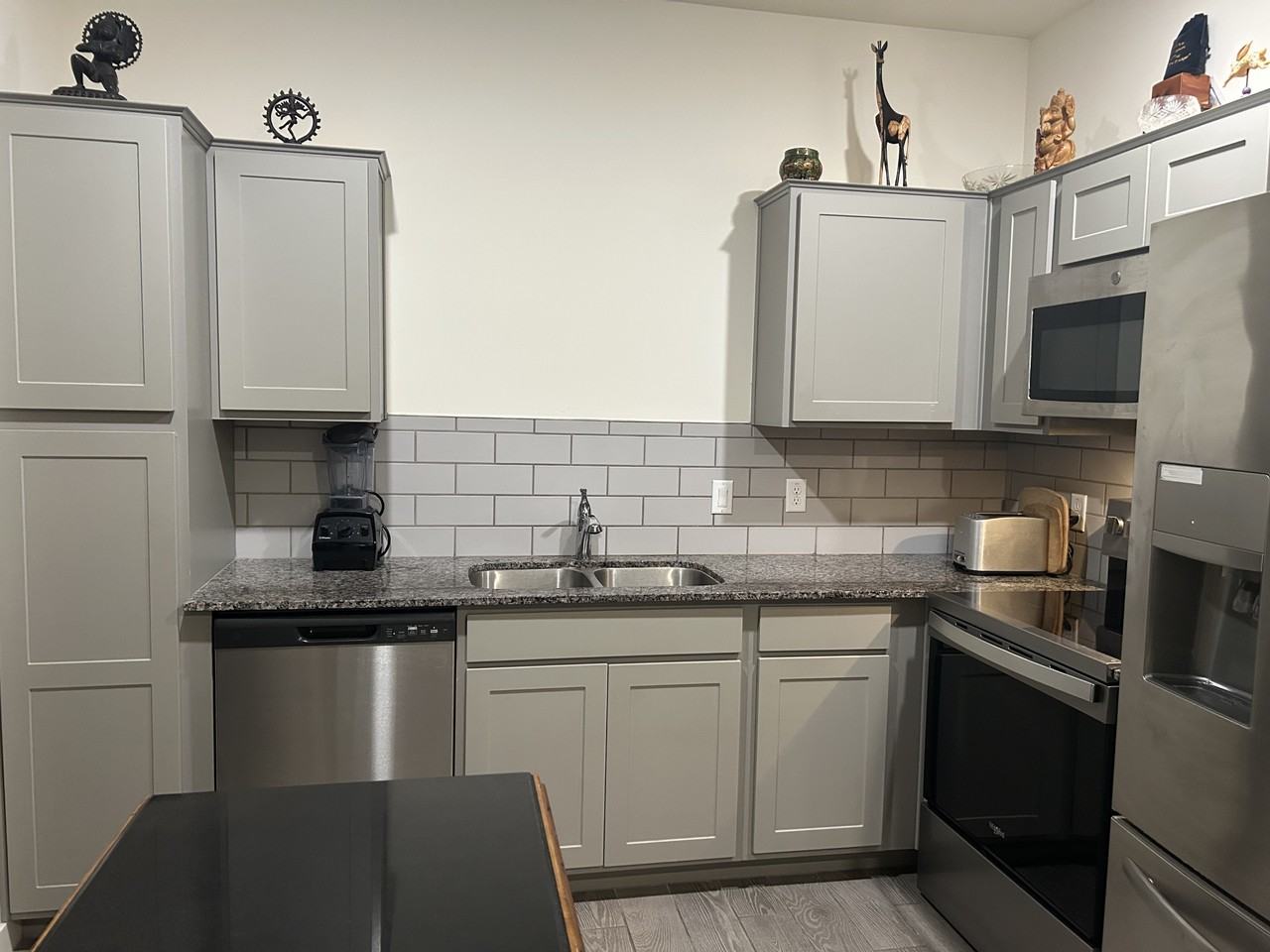 2273 W Echo Ln #2273 - Photo 6 of 16