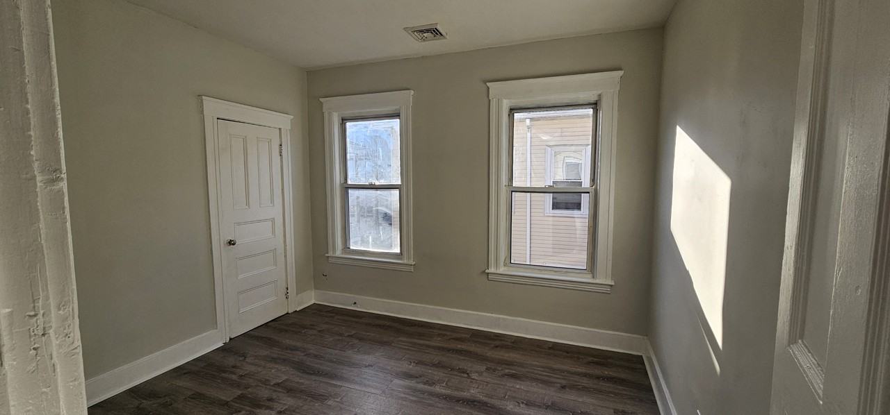 101 Providence St #3rdFL - Photo 4 of 18