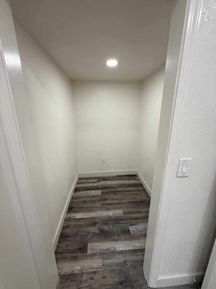 412 S Conejo Ave #A - Photo 3 of 7