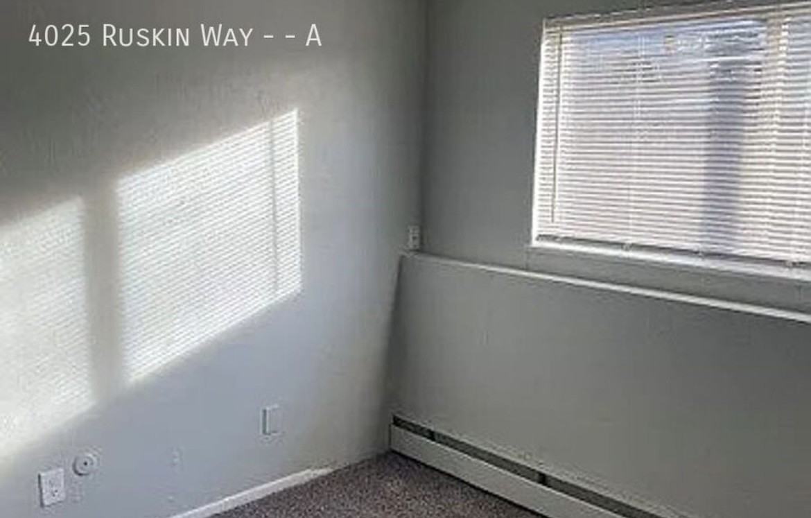 4025 Ruskin Way #B - Photo 2 of 11