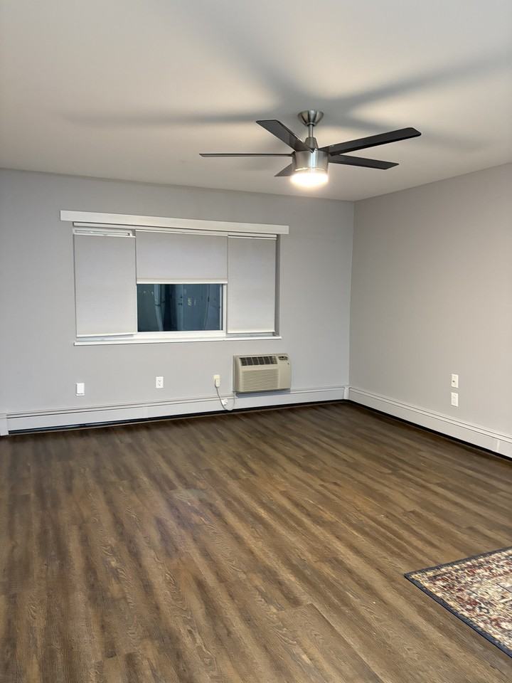 73 Walnut St #10 - Photo 5 of 6