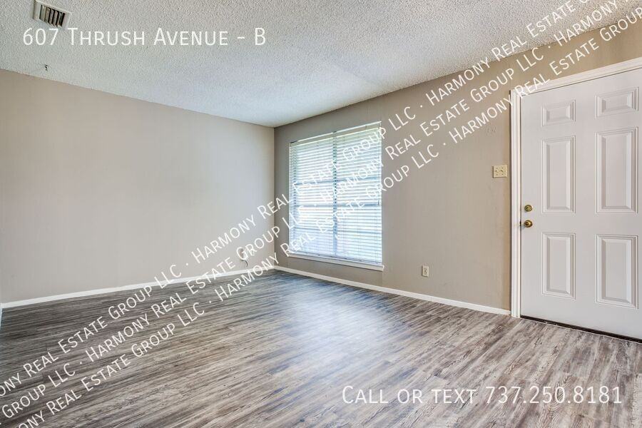 607 Thrush Ave #B - Photo 7 of 25