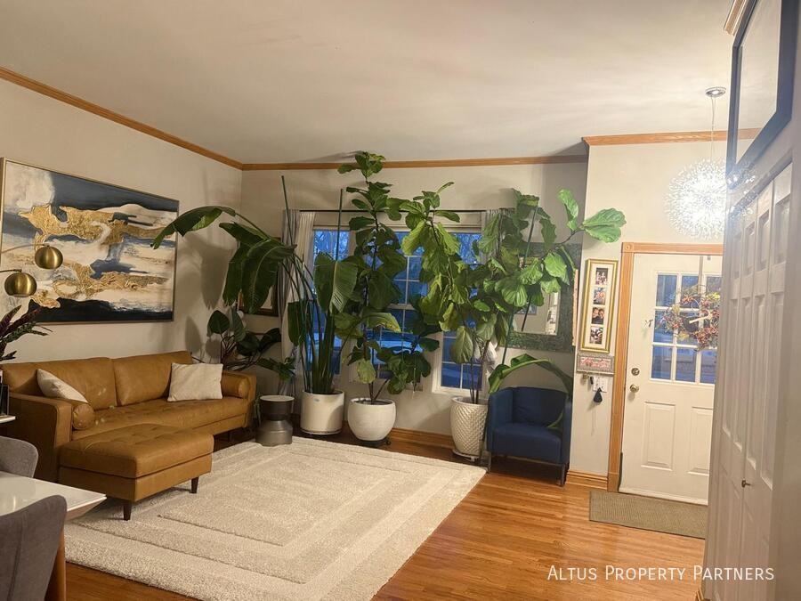 1951 Spinnaker Ct - Photo 7 of 17