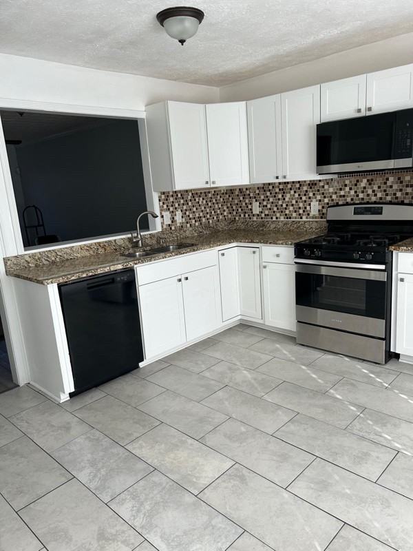 278 Shaded Oaks Ln Se - Photo 3 of 32