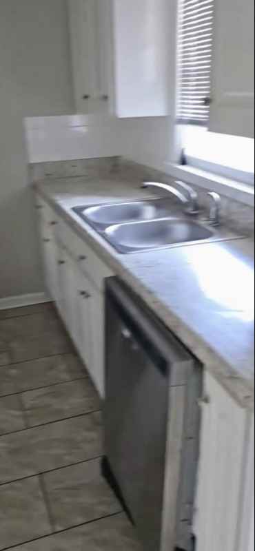 4970 Gardiner Dr - Photo 3 of 12