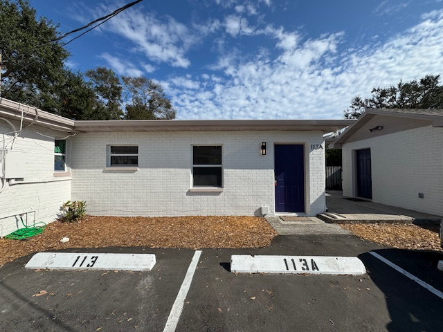 113 Ne Lincoln Cir N #113A - Photo 2 of 7