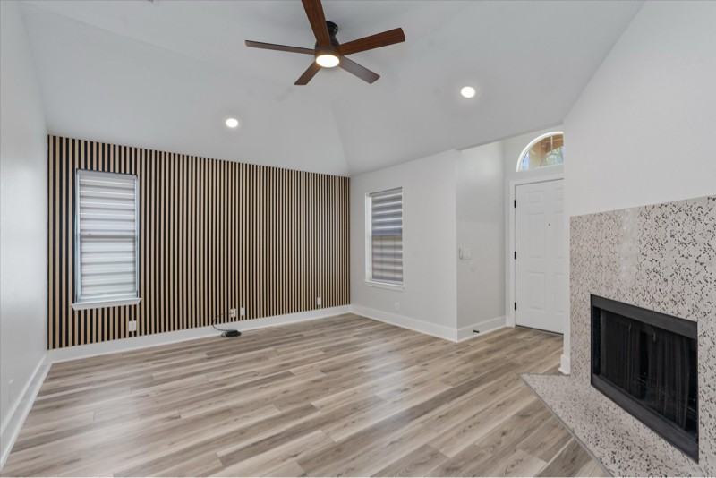 16512 Trevin Cv - Photo 2 of 19