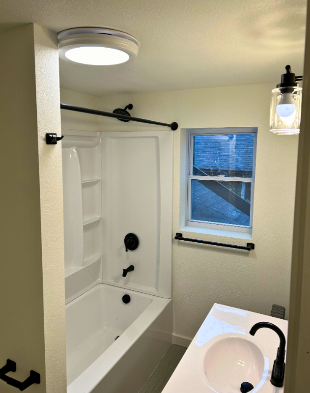 309 Maple St #4 - Photo 3 of 4